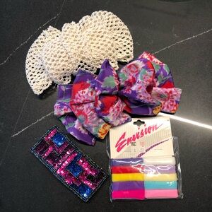 90’s Hair Accessories 3 Barrettes 1 Pack of Hairbands